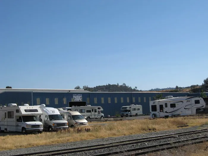 Sierra Heavy Duty RV & Truck Center 3