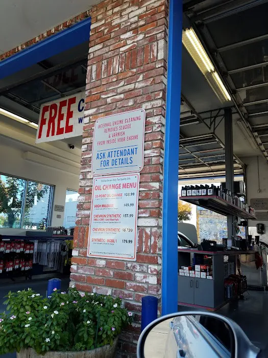 Oilstop Drive Thru Oil Change 7