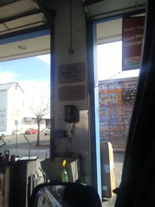 Oilstop Drive Thru Oil Change 4
