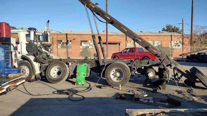 ORD Road Service - Truck Repair 1