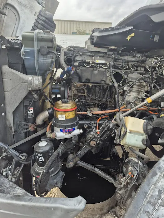 ORD Road Service - Truck Repair 8