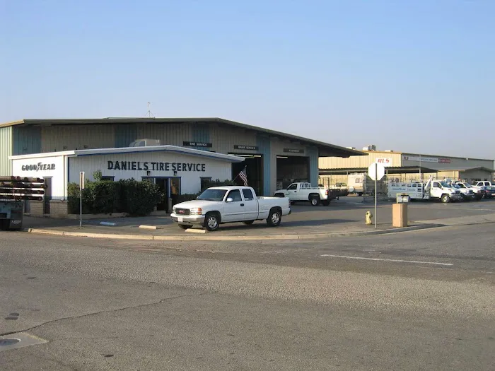 Daniels Tire Service 6