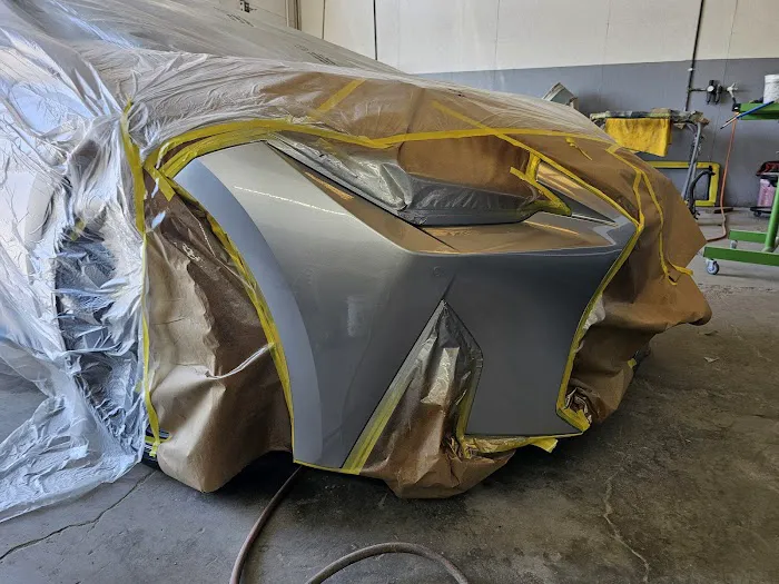 Bakersfield Auto Garage 0