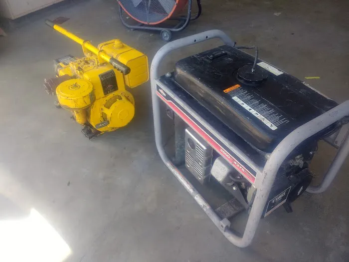Thomas Autobody Customs 0