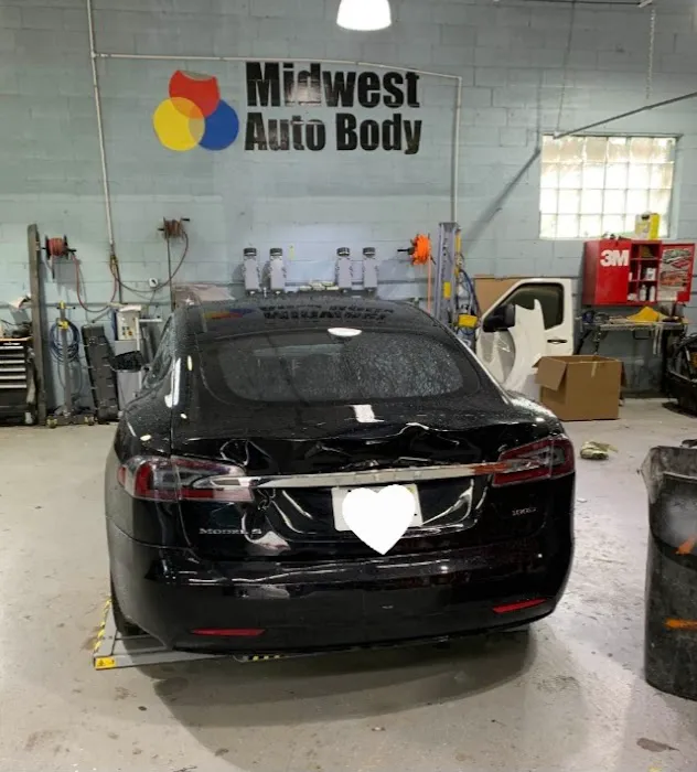 Midwest Auto Body 1