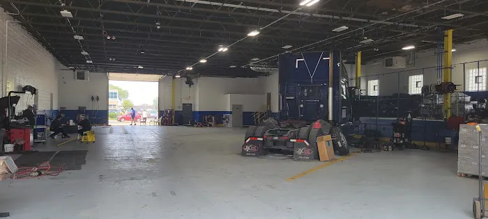 Dars Truck Center 4
