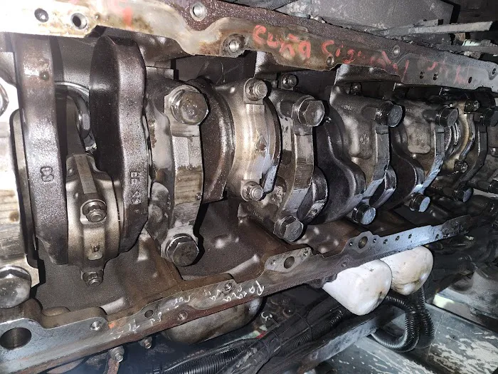 J & E Diesel Experts 1