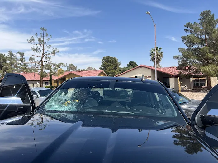 Auto glass solution 1