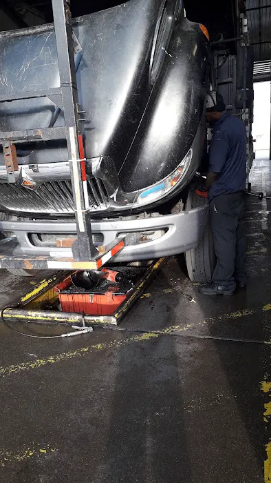 Speedco Truck Lube and Tires 0