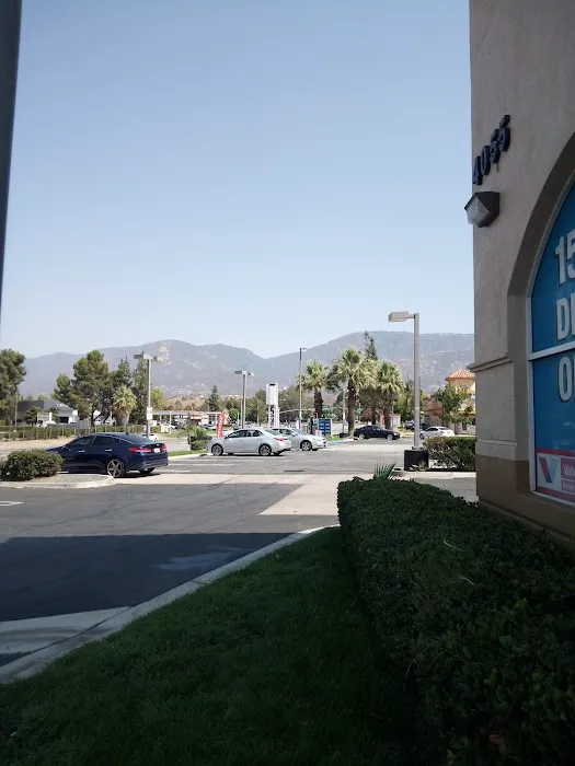 Valvoline Instant Oil Change 9