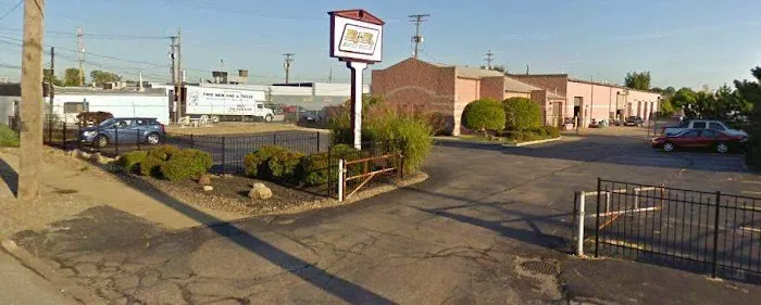R & R Auto Body 5