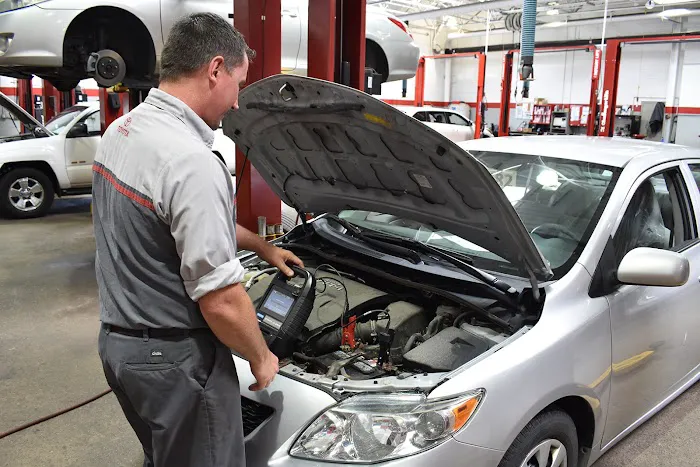 Westside Toyota Service Center 5