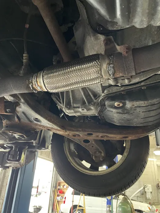 Westside Discount Muffler & Brakes by Mogo Auto Services 6
