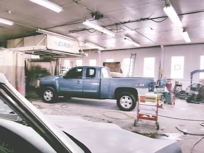 DC Auto Body 0