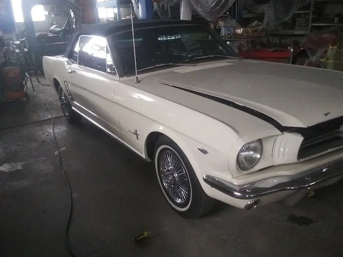DC Auto Body 4