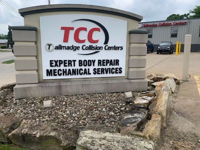 Tallmadge Collision Centers 3