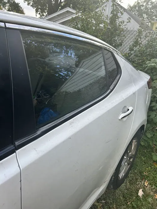 Defender Auto Glass - Akron 1