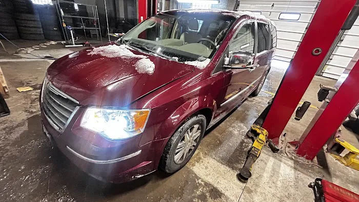 Michaels Auto Repair And Tire Service 8