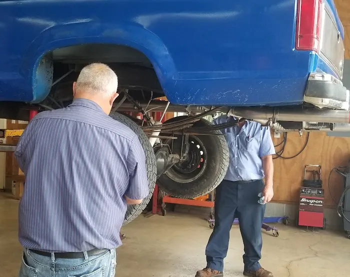 Winsors Auto Repair 0