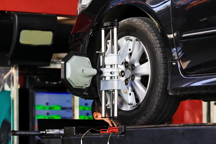Lossie's Auto Service 3