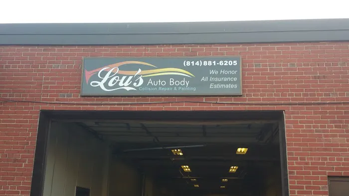 Lou's Auto Body 4