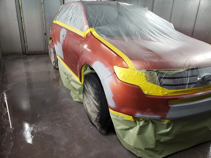 Lou's Auto Body 8