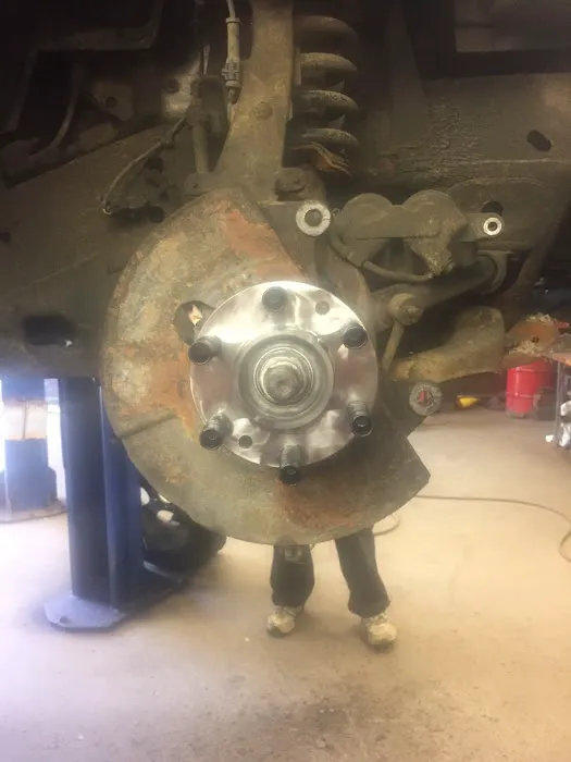 Huskie Auto Service 4