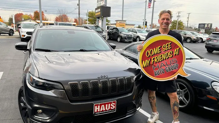 Haus Auto Group Service Center 3