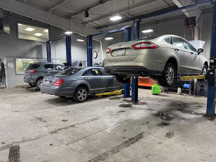 Haus Auto Group Service Center 0