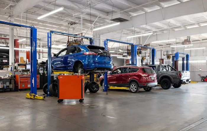 AutoNation Ford North Canton Service Center 7
