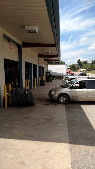 J & J Tire & Alignment 5