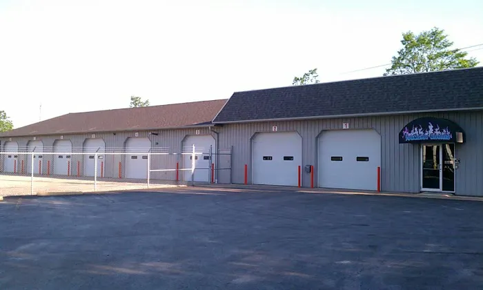 Southside Customs Collision Center 0