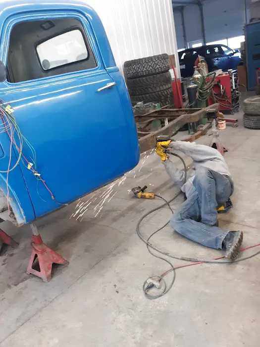 Finishline Auto Body 4