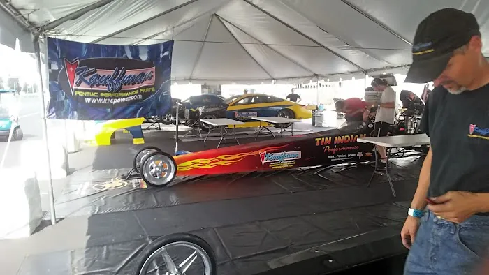 Kauffman Racing Equipment 0