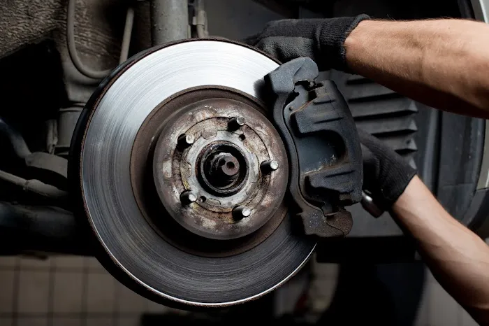 Van's Tires Akron 4