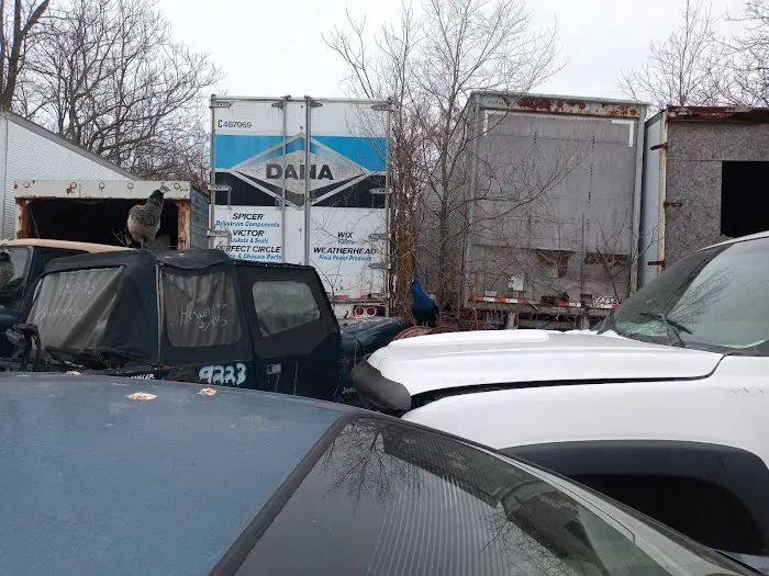 Howard & Sons Towing & Salvage 4