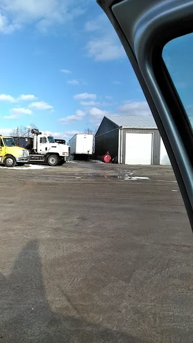 Howard & Sons Towing & Salvage 7