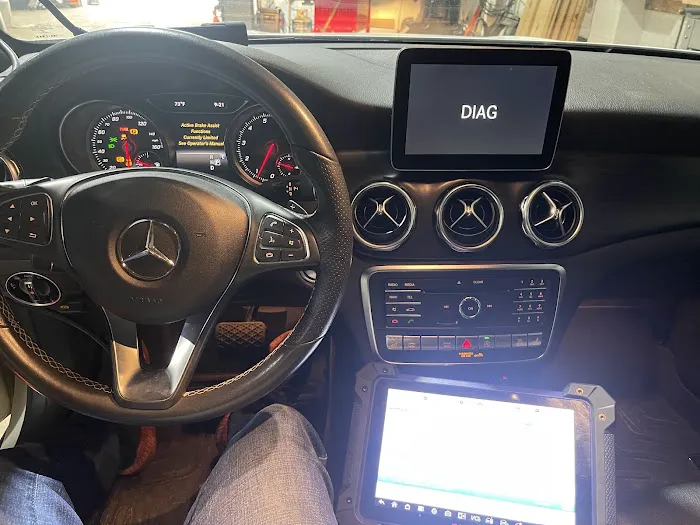 J&T AUTO SERVICE 0