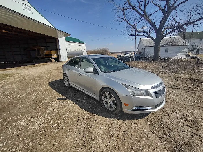 K & D paint and light auto repair 2