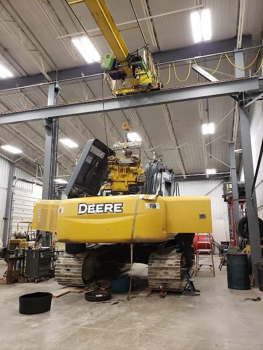 Heavy Truck & Equipment Repair 5