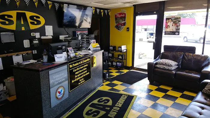 SAS Tire and Auto Technet Professionals 4