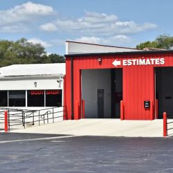 Lochmandy Collision Center ico