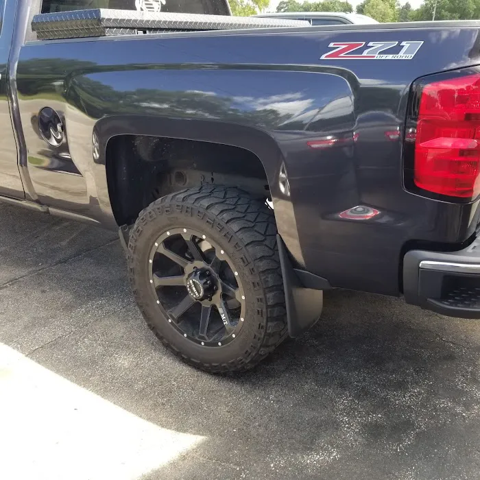 Rick's Auto Body Shop 3
