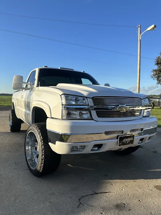 Midwest Collision And Paint LLC 1
