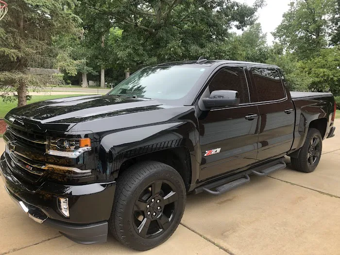 Chevrolet Body Shop - Graff Chevrolet Collision 0