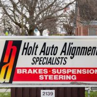 Holt Auto Alignment