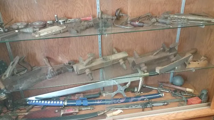 G & G Glass Inc. 6