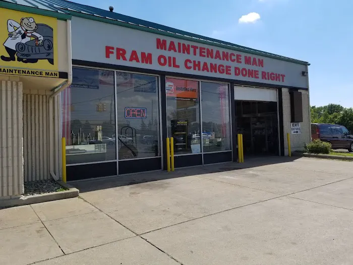Muffler Man of Flint 4