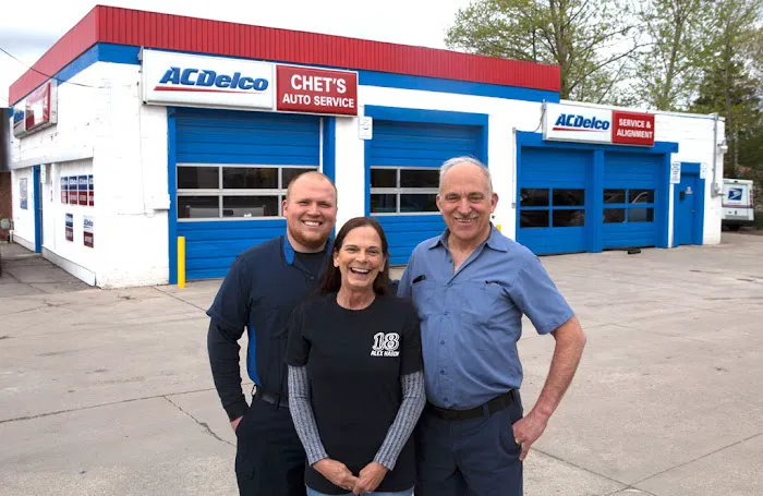 CHET'S AUTO SERVICE 0