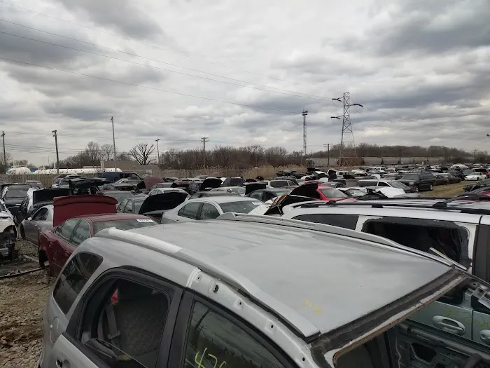 D & W Auto Parts 5